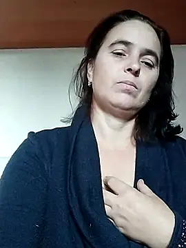 Snapshot of Ella-433 chatting on October 15, 2025, 7:49 am Ella-433 online show from October 15, 2025, 7:49 am