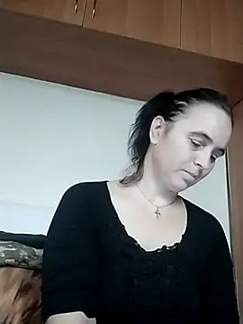 Snapshot of Ella-433 chatting on December 2, 2025, 10:06 am Ella-433 online show from December 2, 2025, 10:06 am