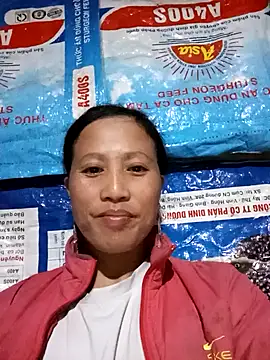 Snapshot of jerry-xx chatting on November 20, 2025, 12:06 pm jerry-xx online show from November 20, 2025, 12:06 pm