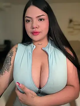 Snapshot of dulcemarianh_ chatting on July 6, 2026, 4:08 am dulcemarianh online show from July 6, 2026, 4:08 am