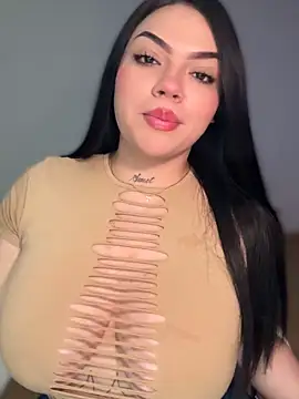 dulcemarianh  online show from April 24, 2026, 1:18 am