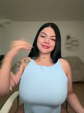 Snapshot of dulcemarianh_ chatting on July 2, 2026, 8:31 am dulcemarianh online show from July 2, 2026, 8:31 am