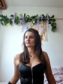 Snapshot of Nika_aa chatting on April 3, 2026, 3:51 pm Nika aa online show from April 3, 2026, 3:51 pm