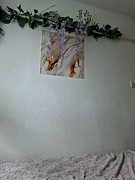 Snapshot of Nika_aa chatting on May 1, 2026, 1:49 pm Nika aa online show from May 1, 2026, 1:49 pm