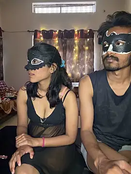 Lovebirdss online show from March 9, 2026, 9:35 am