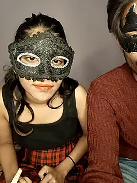 Snapshot of Lovebirdss chatting on November 28, 2025, 10:15 am Lovebirdss online show from November 28, 2025, 10:15 am