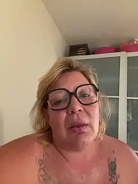 llavidaloca online show from October 7, 2025, 12:50 pm