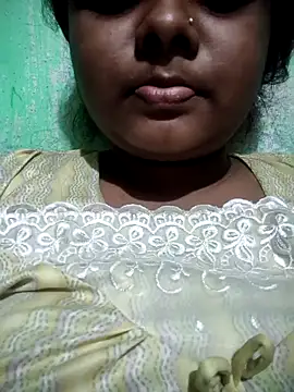 World Top Girl online show from November 5, 2025, 8:28 am