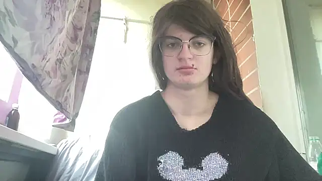 Snapshot of NikaXZimax chatting on October 12, 2025, 8:37 am NikaXZimax online show from October 12, 2025, 8:37 am