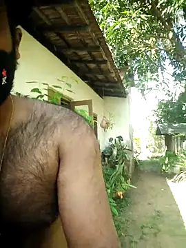 Snapshot of SL_BEAR chatting on October 9, 2025, 3:40 am SL BEAR online show from October 9, 2025, 3:40 am