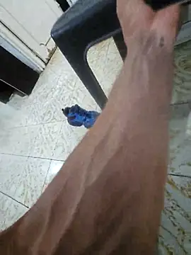 Snapshot of Racso100 chatting on October 31, 2025, 1:13 am Racso100 online show from October 31, 2025, 1:13 am