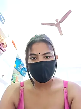 Snapshot of Hot_radhaji chatting on December 16, 2025, 9:24 am Hot radhaji online show from December 16, 2025, 9:24 am