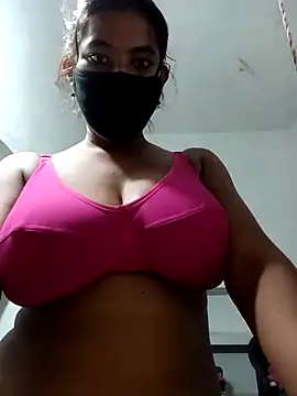 Hot radhaji online show from October 19, 2025, 5:37 pm