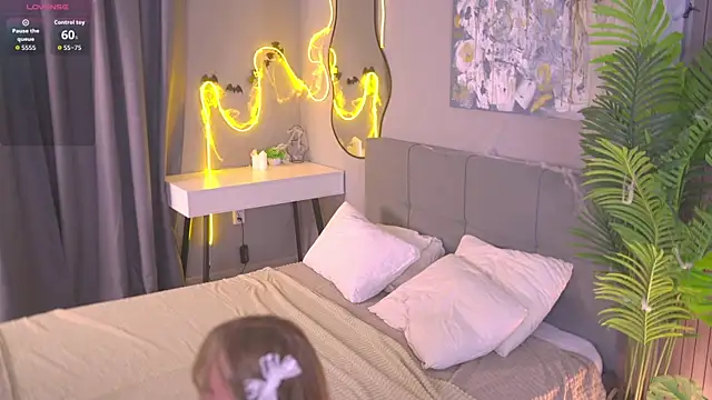 Snapshot of lorapalmerry chatting on November 1, 2025, 3:28 pm lorapalmerry online show from November 1, 2025, 3:28 pm