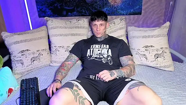 Snapshot of Anubisgods chatting on November 17, 2025, 5:44 am Anubisgods online show from November 17, 2025, 5:44 am