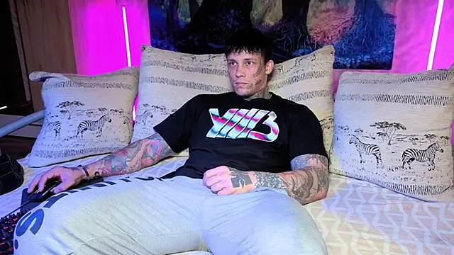 Snapshot of Anubisgods chatting on October 17, 2025, 4:49 am Anubisgods online show from October 17, 2025, 4:49 am