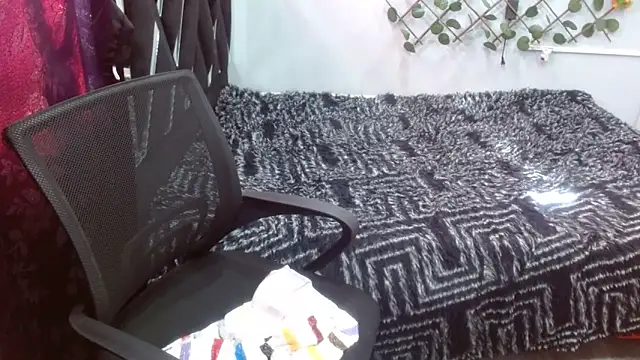 Melani ebony online show from March 21, 2026, 1:37 pm