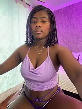Snapshot of KarinaFlowers_ chatting on July 16, 2026, 12:24 pm KarinaFlowers online show from July 16, 2026, 12:24 pm