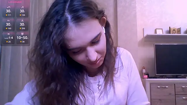 Snapshot of CeyaLier chatting on March 19, 2026, 6:52 pm CeyaLier online show from March 19, 2026, 6:52 pm