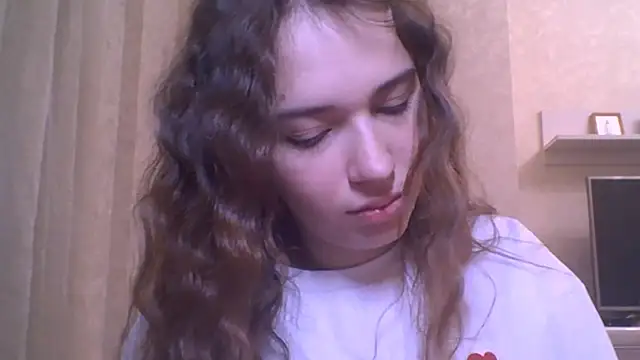 Snapshot of CeyaLier chatting on March 10, 2026, 5:50 pm CeyaLier online show from March 10, 2026, 5:50 pm