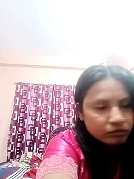 Snapshot of Megla879 chatting on November 1, 2025, 3:35 am Megla879 online show from November 1, 2025, 3:35 am