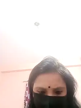 Snapshot of Megla879 chatting on November 9, 2025, 4:22 pm Megla879 online show from November 9, 2025, 4:22 pm