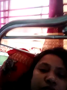 Snapshot of Megla879 chatting on November 9, 2025, 12:47 am Megla879 online show from November 9, 2025, 12:47 am