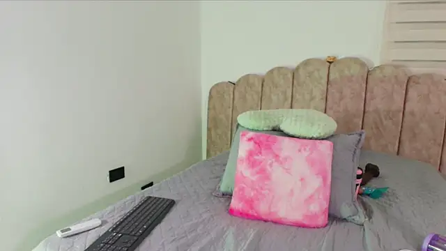 lu mystic online show from June 4, 2026, 3:11 am