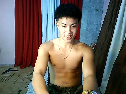 ur naughtyboy patrick online show from October 21, 2025, 9:09 am