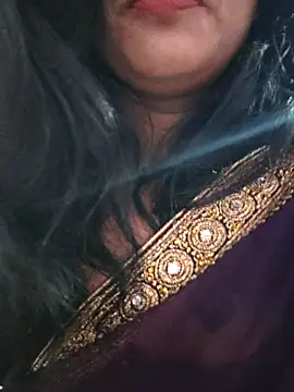 Snapshot of Janu-hasena chatting on October 26, 2025, 5:13 pm Janu-hasena online show from October 26, 2025, 5:13 pm