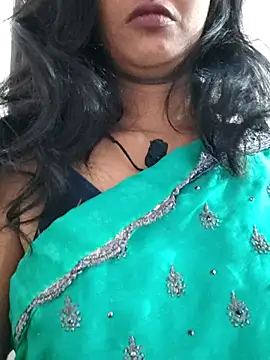 Snapshot of Janu-hasena chatting on October 21, 2025, 5:56 pm Janu-hasena online show from October 21, 2025, 5:56 pm