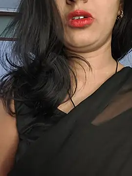 Snapshot of Janu-hasena chatting on May 16, 2026, 4:28 pm Janu-hasena online show from May 16, 2026, 4:28 pm