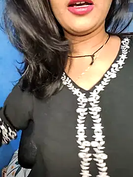 Snapshot of Janu-hasena chatting on March 31, 2026, 9:33 am Janu-hasena online show from March 31, 2026, 9:33 am