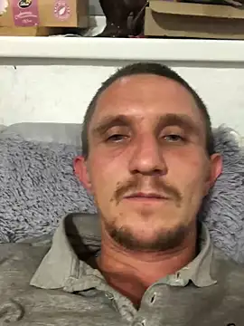 Snapshot of Twolatte chatting on October 7, 2025, 5:36 pm Twolatte online show from October 7, 2025, 5:36 pm