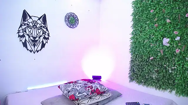 Emo Boy  online show from December 1, 2025, 12:39 pm