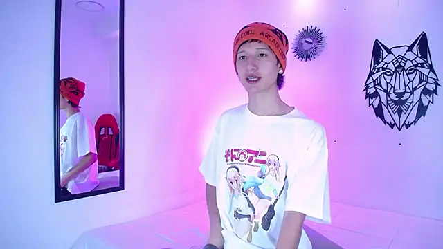 Emo Boy  online show from January 15, 2026, 12:41 pm