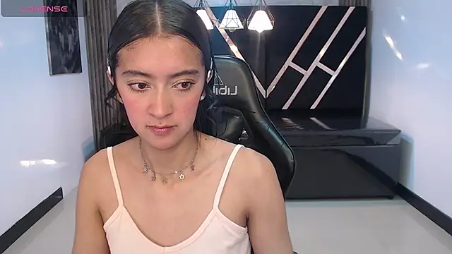 Snapshot of Dahyan_ch chatting on October 9, 2025, 4:40 pm Dahyan ch online show from October 9, 2025, 4:40 pm