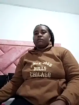 Snapshot of NaomiGrace_ chatting on November 27, 2025, 10:37 am NaomiGrace online show from November 27, 2025, 10:37 am