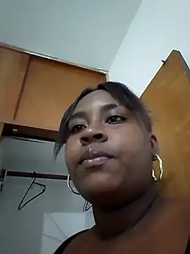 Snapshot of NaomiGrace_ chatting on October 12, 2025, 10:49 am NaomiGrace online show from October 12, 2025, 10:49 am