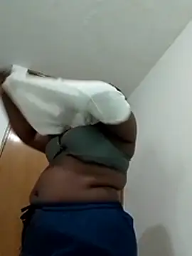 Snapshot of NaomiGrace_ chatting on December 4, 2025, 11:31 am NaomiGrace online show from December 4, 2025, 11:31 am