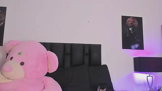 Snapshot of SaradaParker chatting on April 2, 2026, 5:41 pm SaradaParker online show from April 2, 2026, 5:41 pm