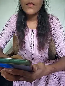 Snapshot of College_cute_girl chatting on October 8, 2025, 4:58 am College cute girl online show from October 8, 2025, 4:58 am