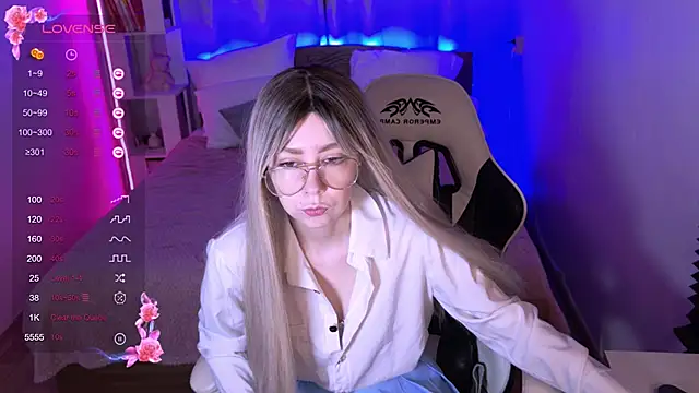 sofiisun online show from November 6, 2025, 2:04 am