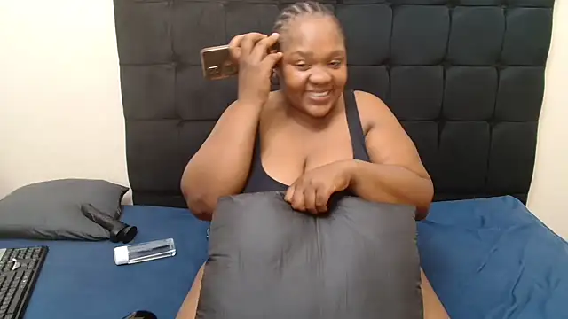 CaramelBootty online show from February 12, 2026, 4:51 pm