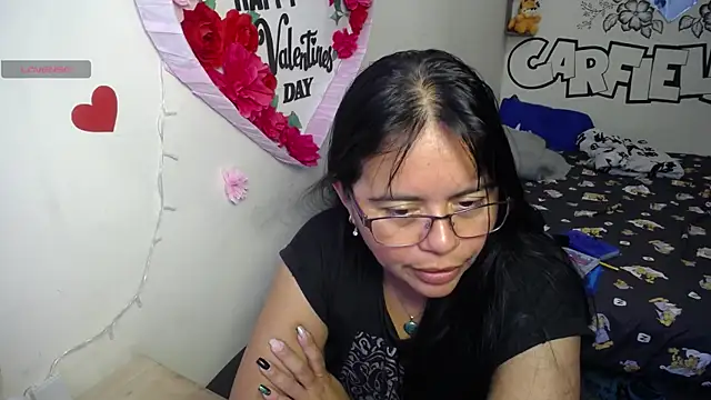 Snapshot of Miss__kendra_ chatting on August 1, 2026, 1:31 pm Miss kendra online show from August 1, 2026, 1:31 pm