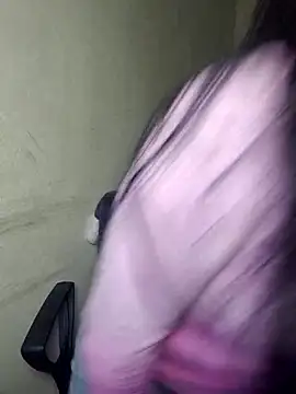 Snapshot of Miss__kendra_ chatting on November 18, 2025, 11:24 am Miss kendra online show from November 18, 2025, 11:24 am