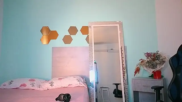 Snapshot of Darkcandyboy chatting on October 14, 2025, 12:50 pm Darkcandyboy online show from October 14, 2025, 12:50 pm