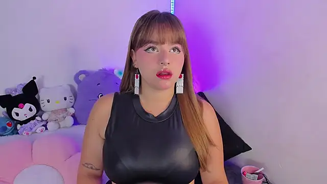 LucieAngels online show from April 23, 2026, 10:22 am