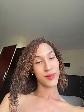 Snapshot of Chloe_Celeste chatting on June 21, 2026, 9:20 pm Chloe Celeste online show from June 21, 2026, 9:20 pm