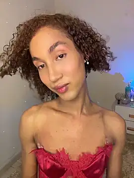 Snapshot of Chloe_Celeste chatting on May 15, 2026, 10:52 pm Chloe Celeste online show from May 15, 2026, 10:52 pm